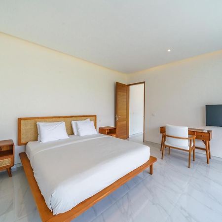 Villa Besso Padonan - Modern & Minimalist 2Br Villa In Canggu! Екстериор снимка